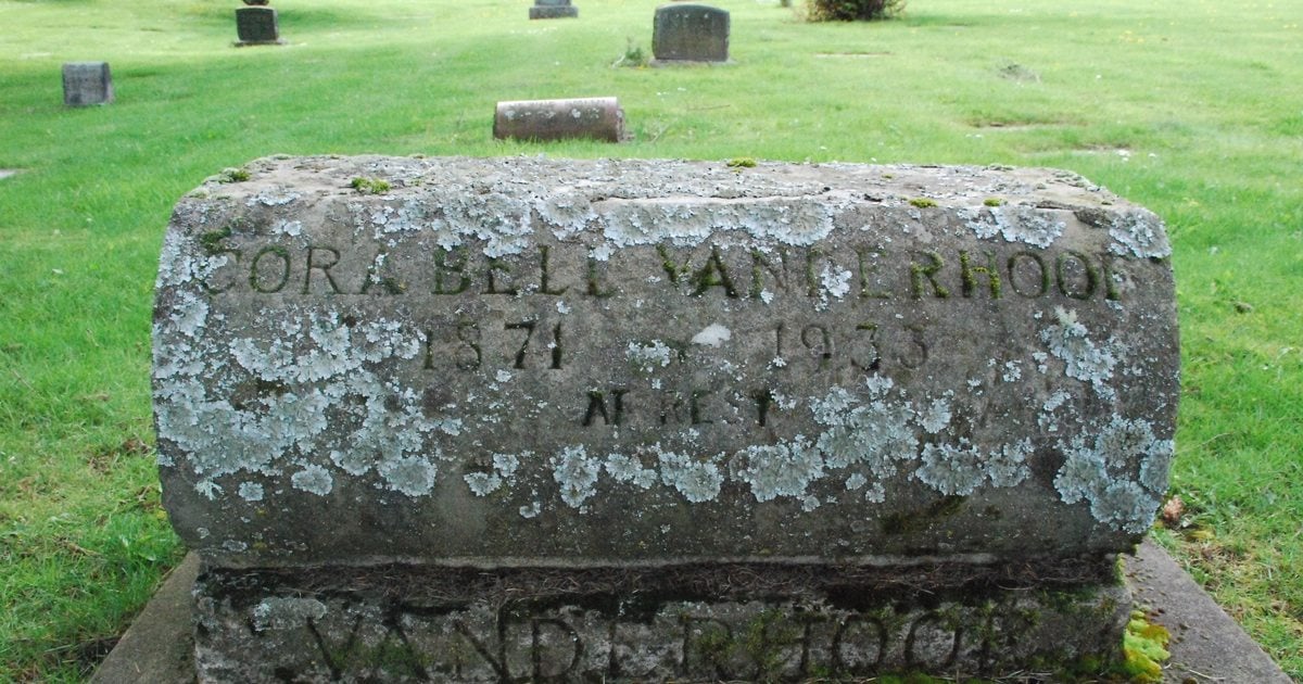 File:Grave of Douglas Merritte MD1.jpg - Wikimedia Commons