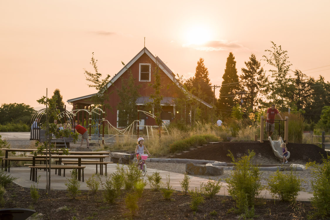 photo of the nature house and playground at Cooper Mountain
