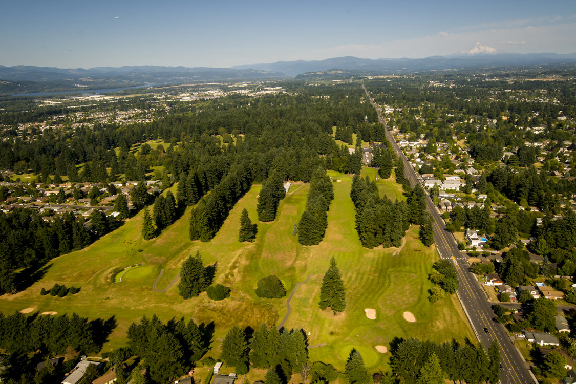 aerial photo of Glendoveer Golf Course