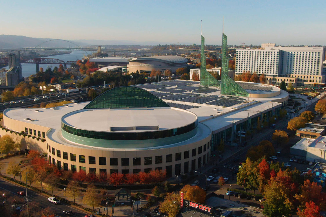 aerial photo of Oregon Convention Center with Hyatt Regency Hotel in the background